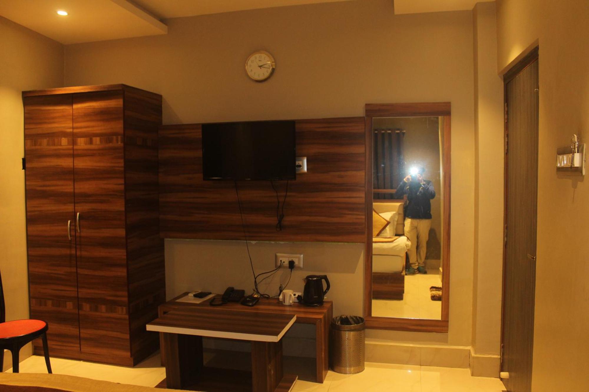 Hotel Oishi Plaza Mukutmanipur Exteriér fotografie